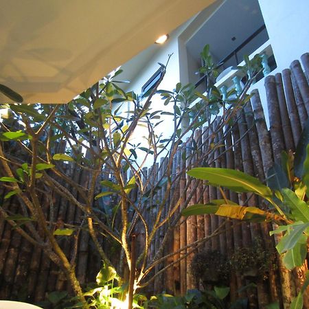 The Wave Hotel Patong Sha Phuket Exterior foto