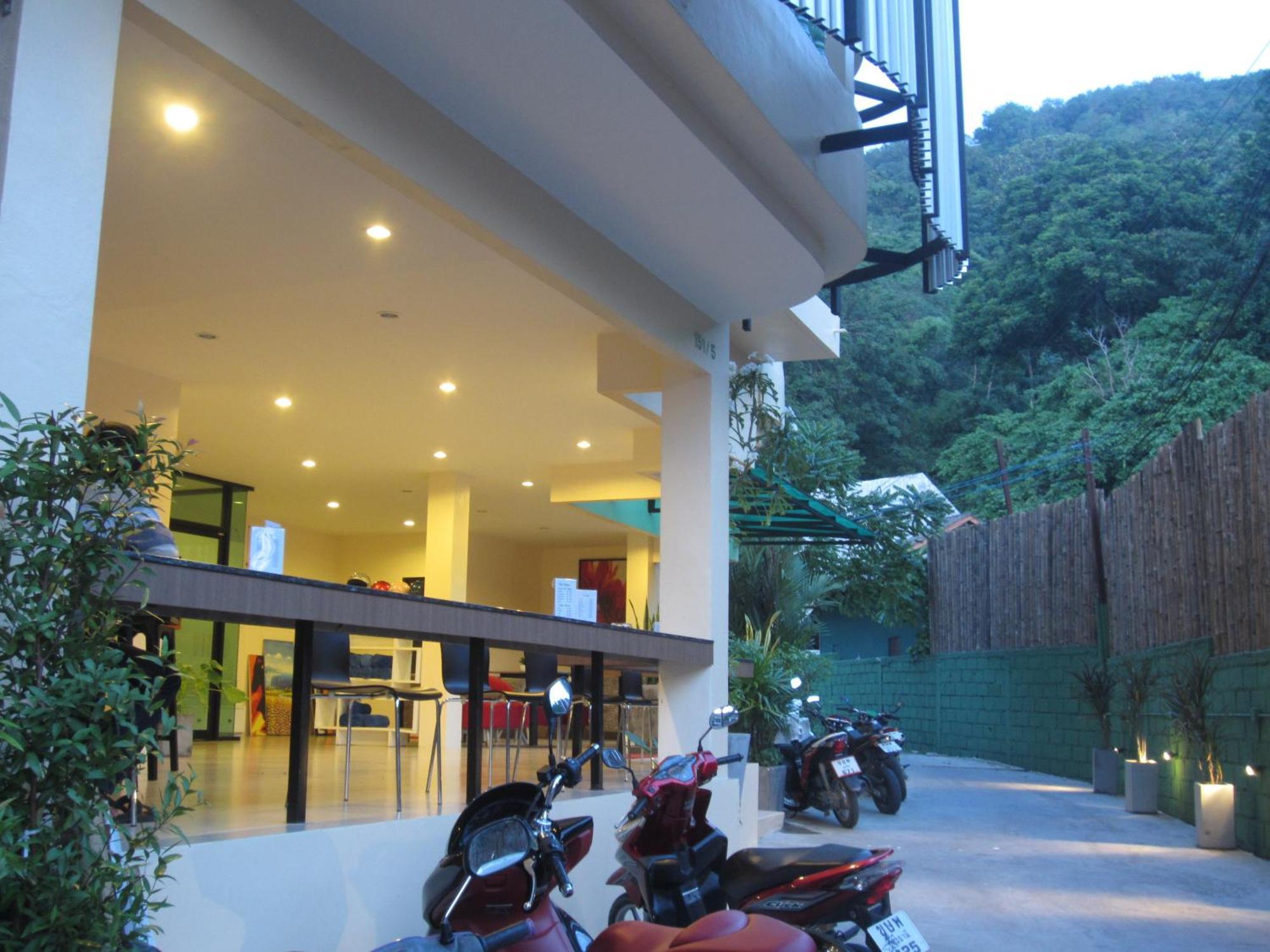 The Wave Hotel Patong Sha Phuket Exterior foto