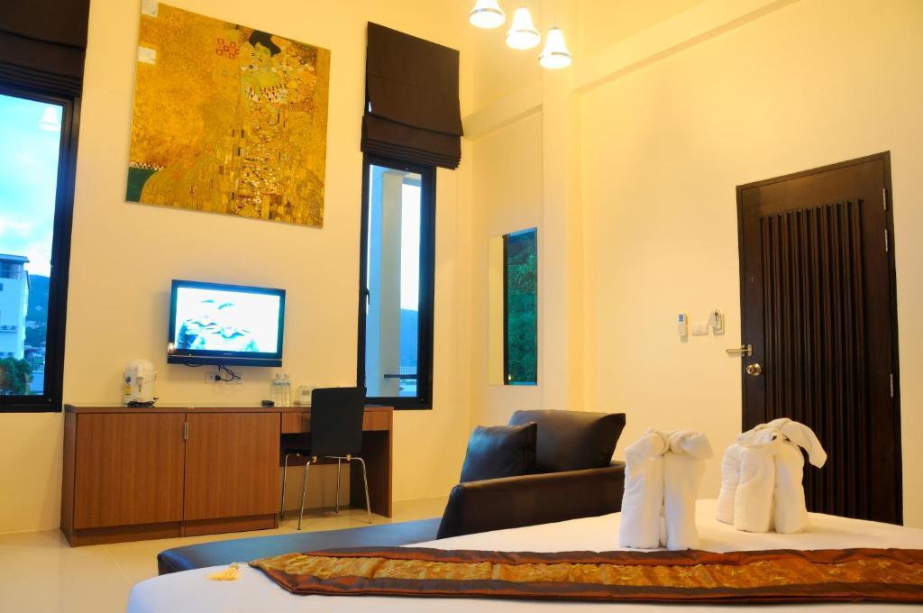 The Wave Hotel Patong Sha Phuket Quarto foto
