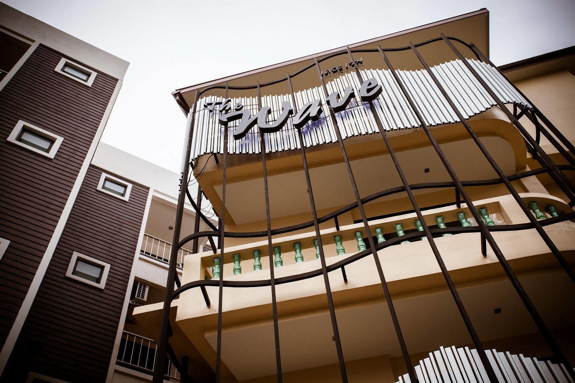 The Wave Hotel Patong Sha Phuket Exterior foto