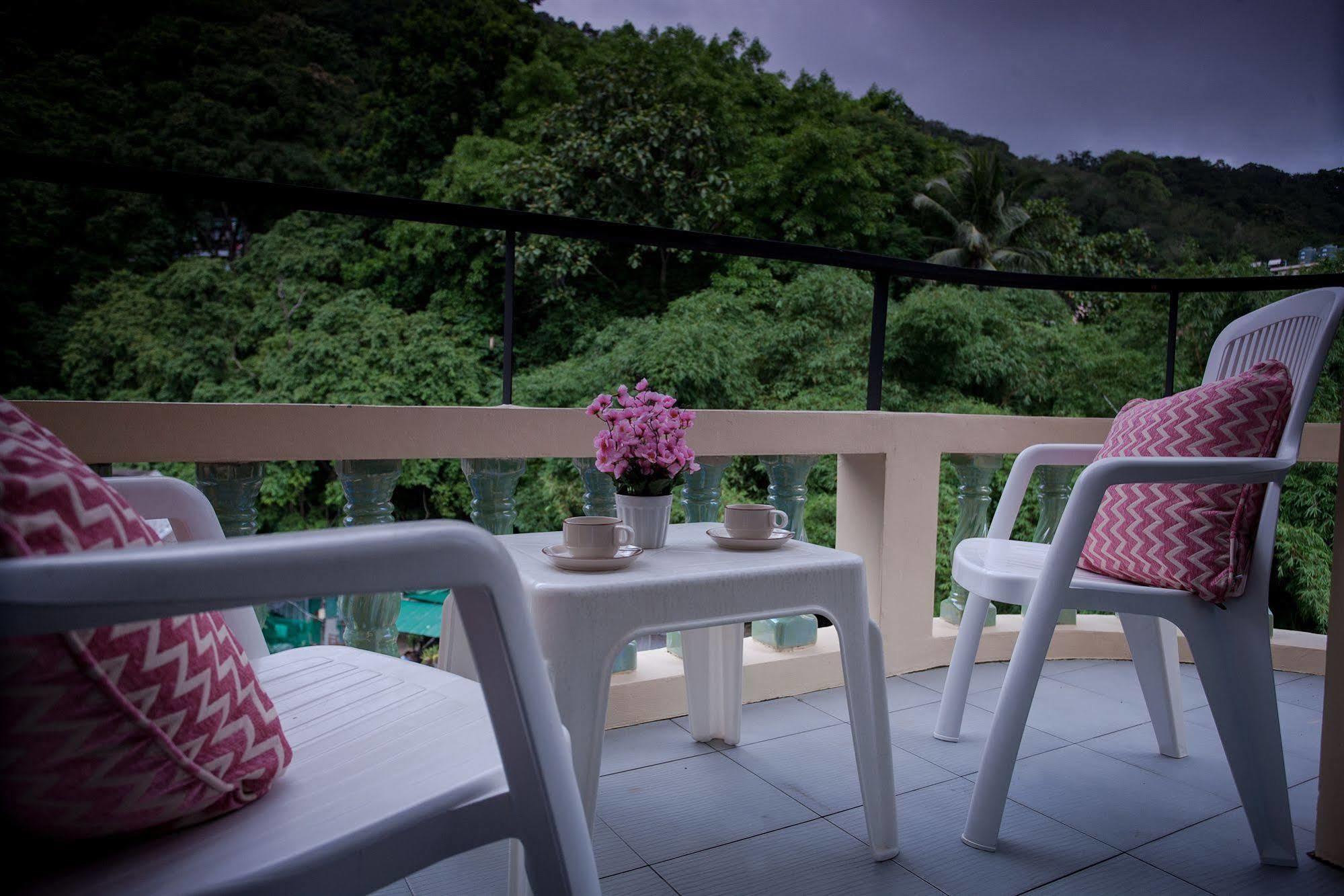 The Wave Hotel Patong Sha Phuket Exterior foto