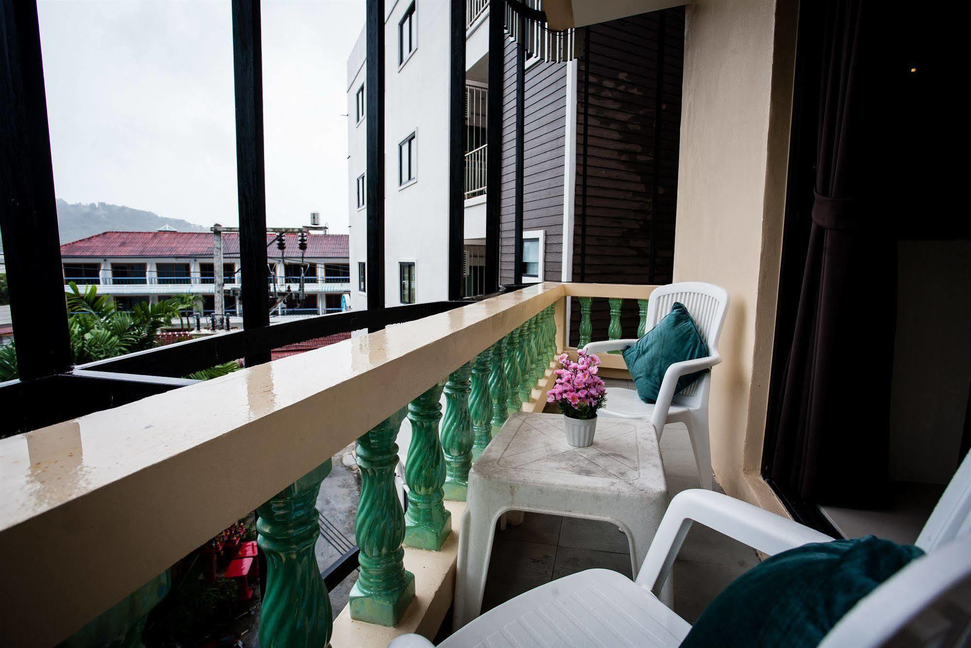 The Wave Hotel Patong Sha Phuket Exterior foto